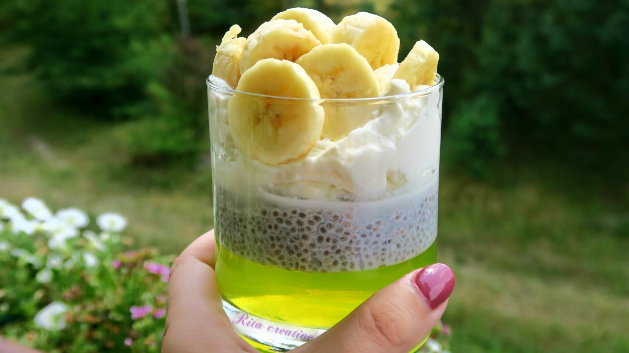 DESER-CHIA-BANANOWY deser-chia-owocowy