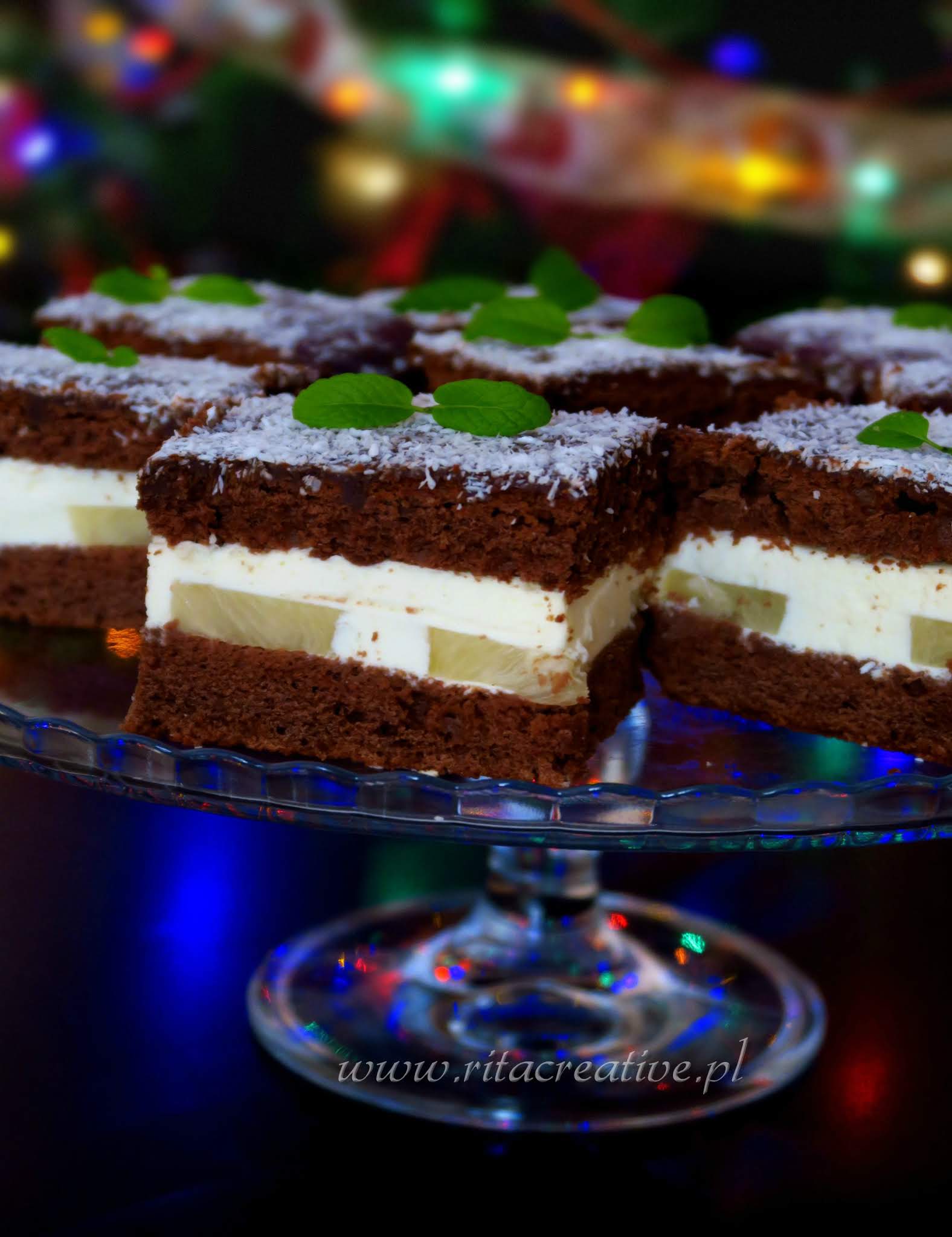 ciasto-piernikowe-z-ananasem piernik-ananasowy