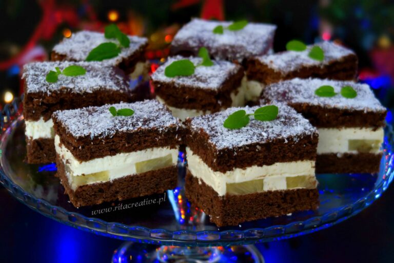 Ciasto Piernikowe z Ananasem 0 (0)