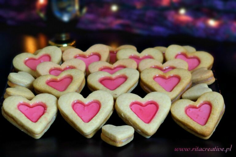 Walentynkowe ciasteczka serduszka. 5 (1)