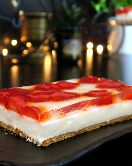 ptasie mleczko z truskawkami ptasie mleczko z galaretką i truskawkami