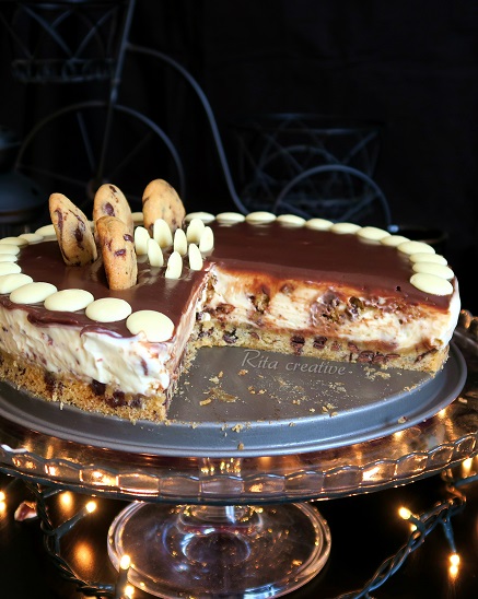 sernik-z-ciasteczkami-i-czekoladą sernik ciasteczkowy z czekoladą