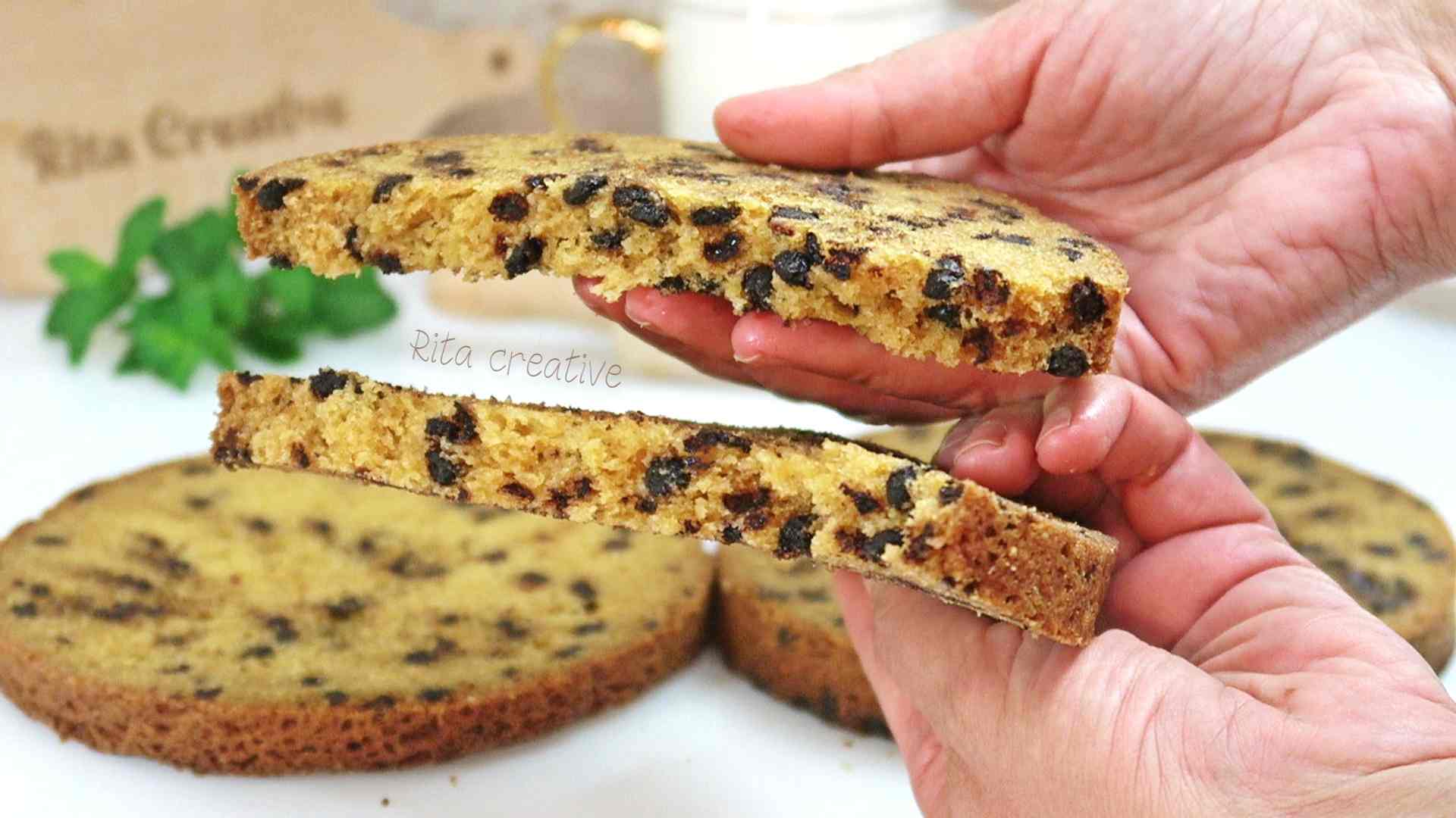 ciasto waniliowe z kawałkami czekolady baza do tortów