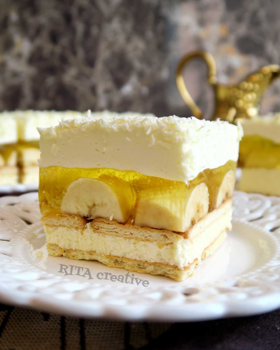 ciasto kokosowe z bananami i galaretką ciasto kokosowe z galaretką i bananami