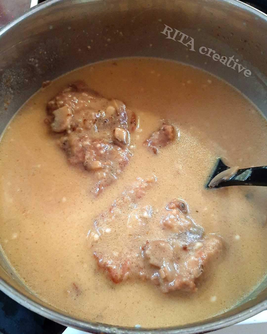 Bitki schabowe w sosie pieczarkowym schabowe bitki w sosie pieczarkowym