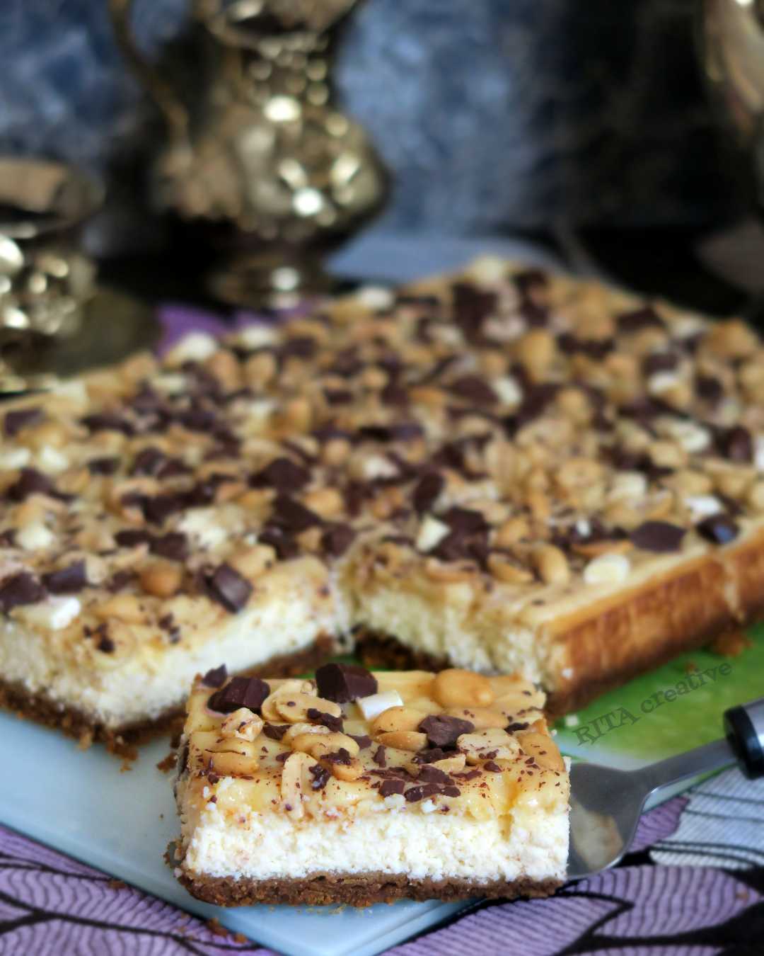 Sernik Toffi z orzeszkami i czekoladą sernik toffi z orzechami