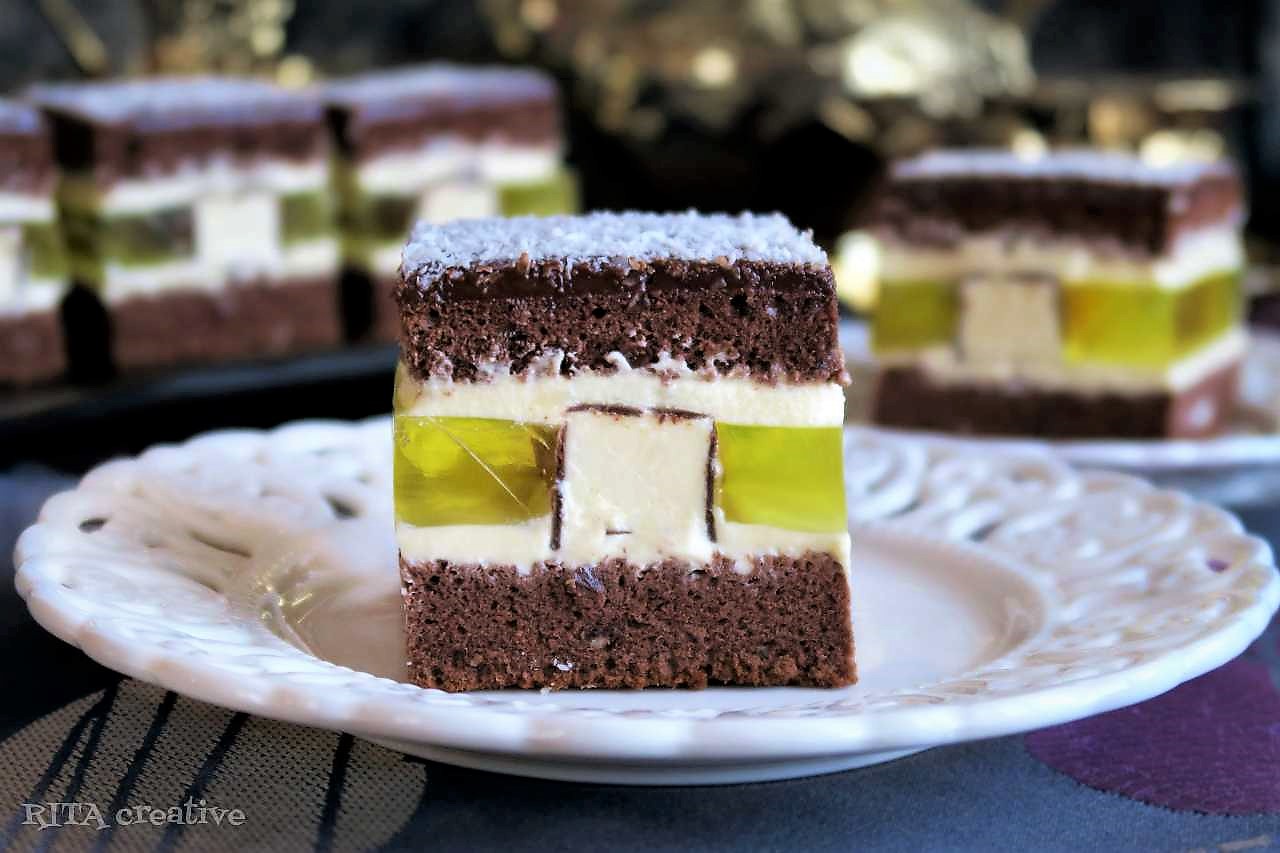 ciasto z ptasim mleczkiem ciasto z galaretką i ptasim mleczkiem