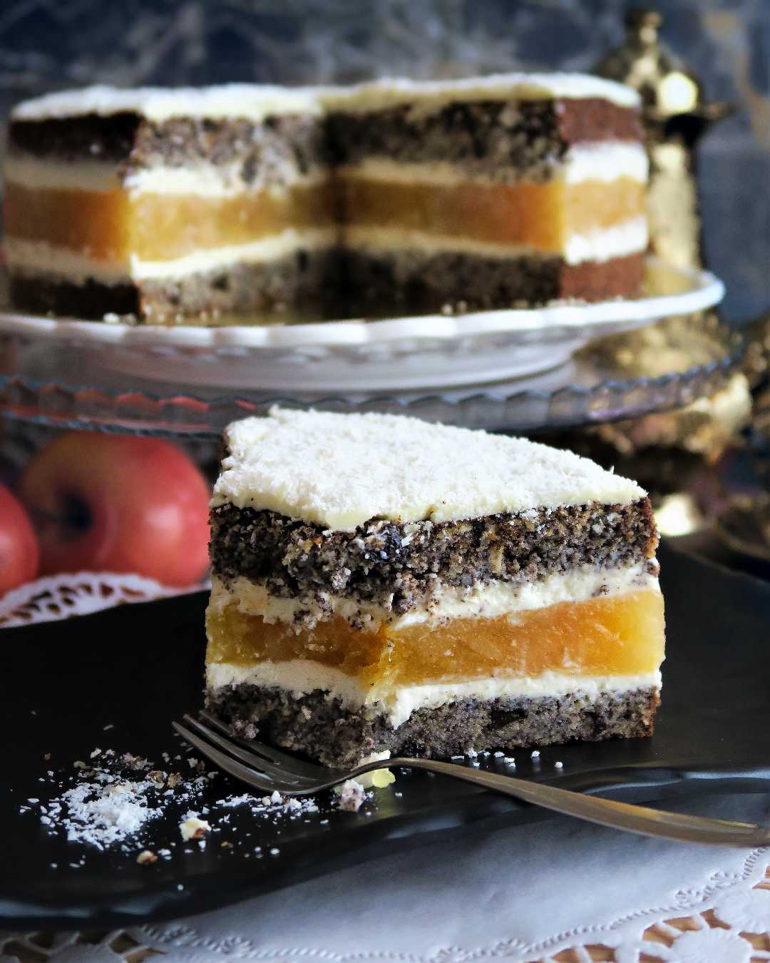 Makowiec japoński z jabłkami Makowiec japoński z jabłkami i amaretto