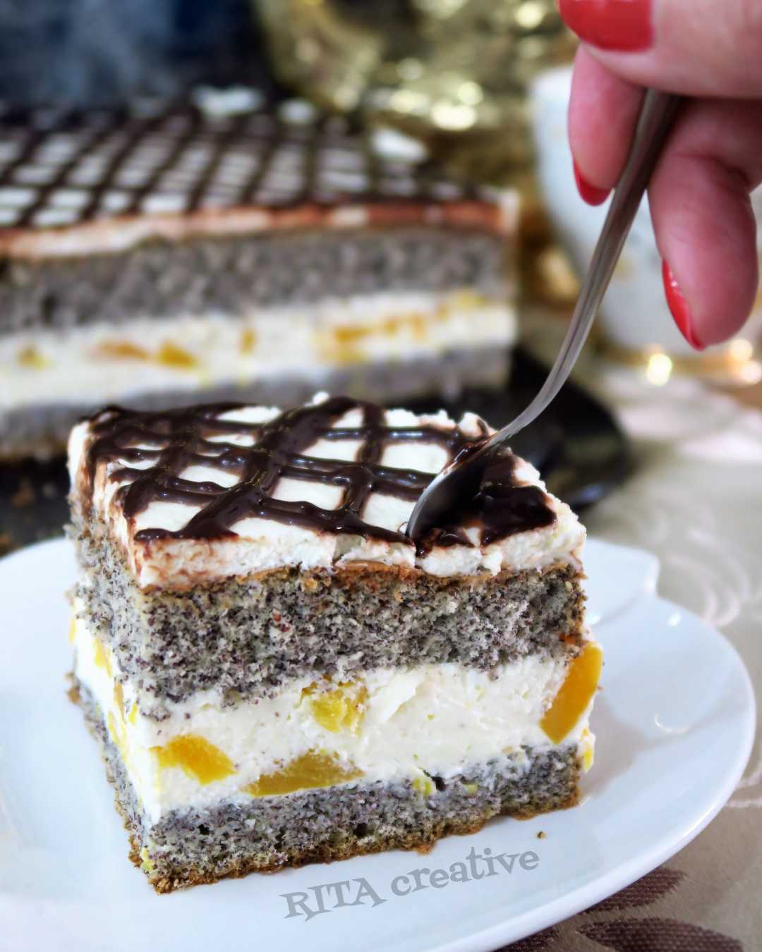 makowiec brzoskwiniowy