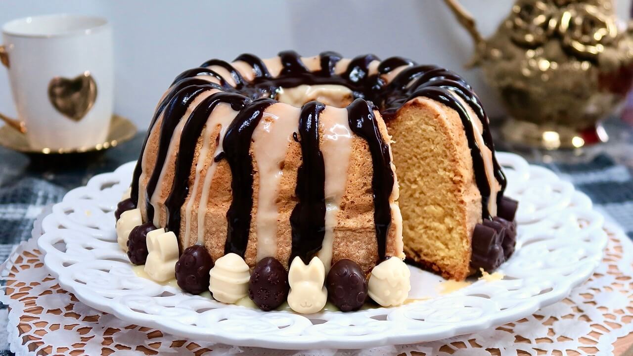 Babka Wielkanocna na budyniach