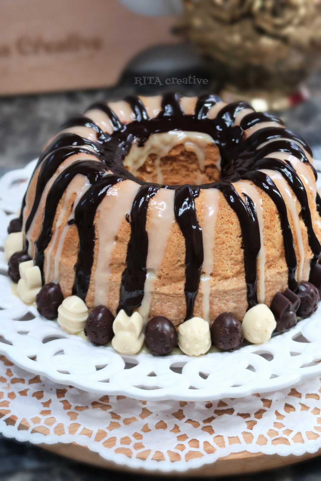 Wielkanocna babka budyniowa