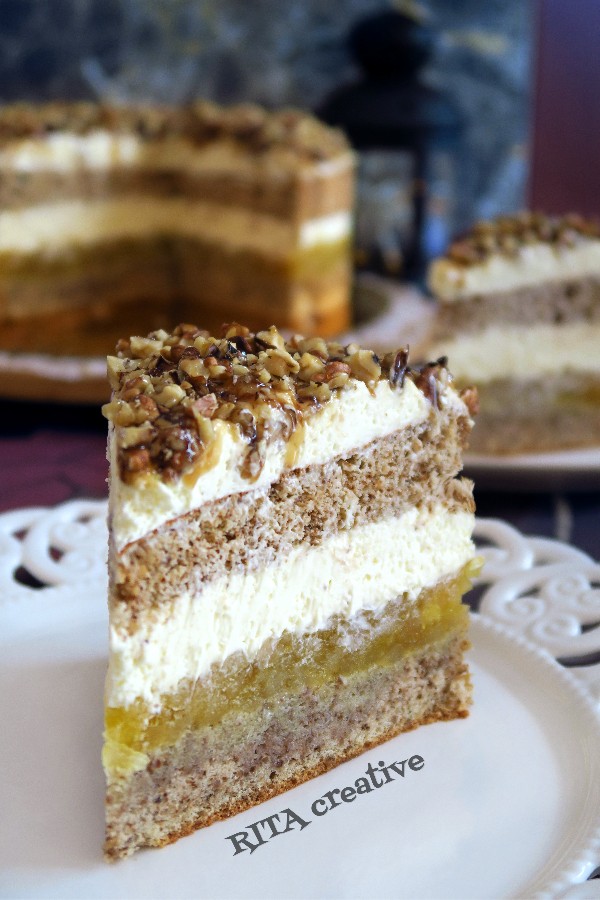 Orzechowiec z jabłkami Orzechowiec z jabłkami przepis