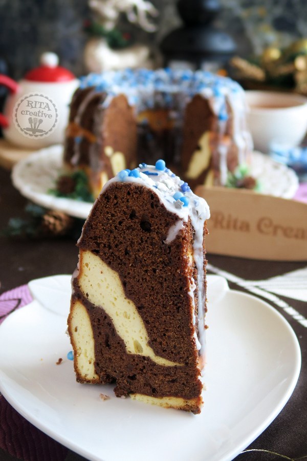 babka piernikowa z serem i lukrem cytrynowym