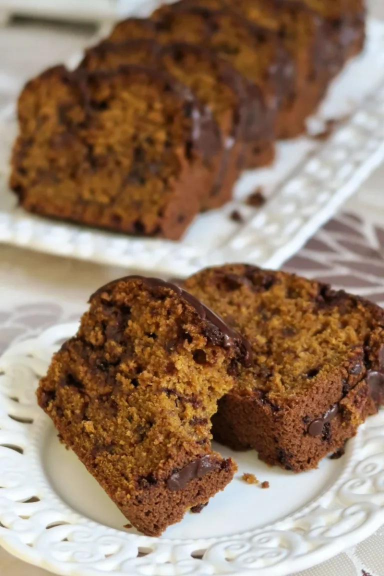 Ciasto dyniowe z czekoladą – proste i aromatyczne