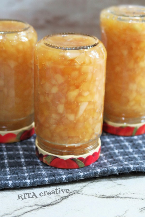 Prażone jabłka z cynamonem na zimę — przygotowanie przetworów z jabłek krok po kroku